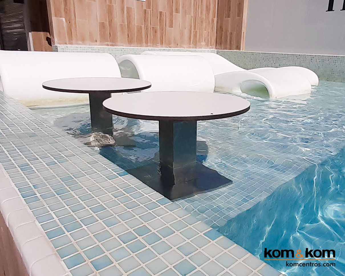 Highbar: Terraza Chill Out en la Azotea del hotel Odissey Room en el centro de Alicante. Proyecto Integral de Kom&Kom